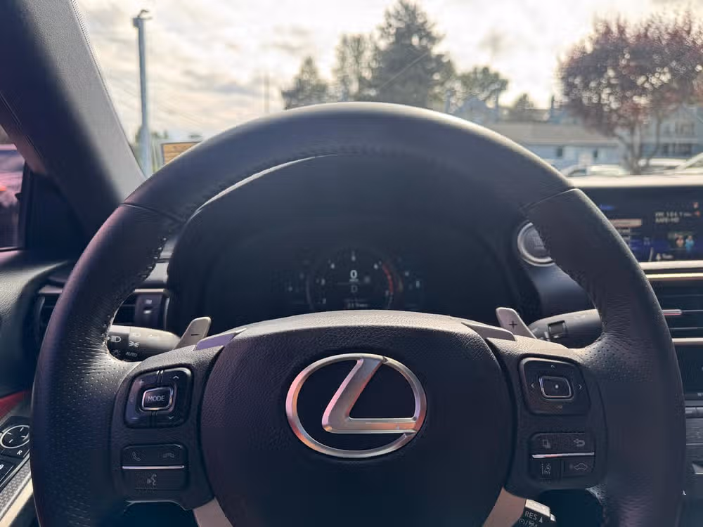 2017 Lexus IS 200t Base Image 15