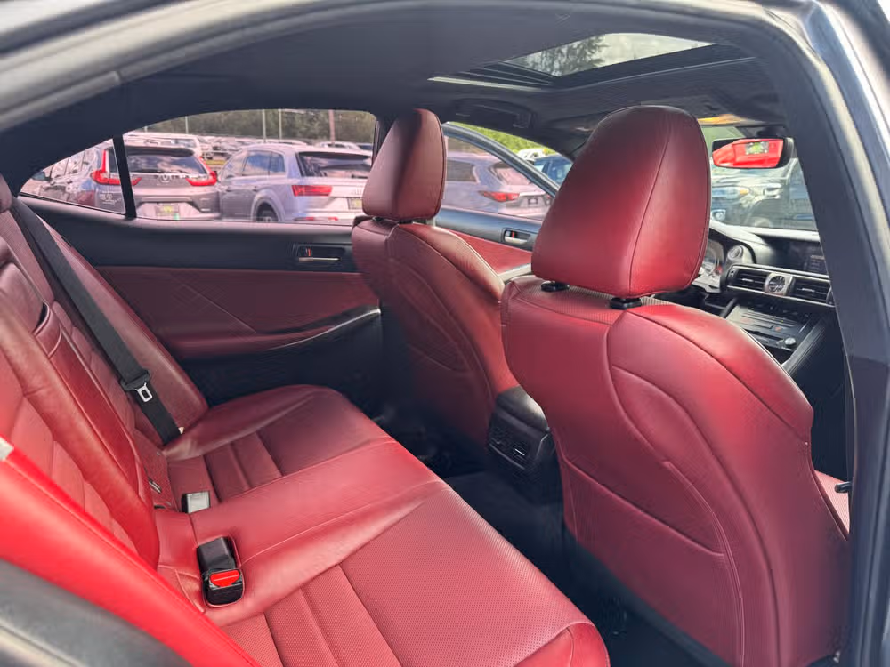 2017 Lexus IS 200t Base Image 9