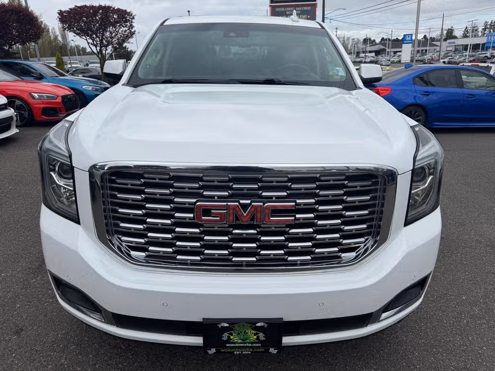 2018 GMC Yukon Denali Image 8