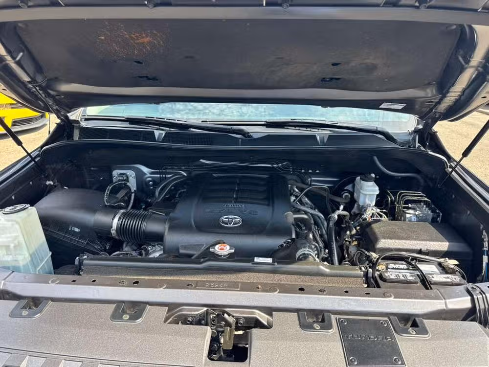 2019 Toyota Tundra SR5 CrewMax Image 24