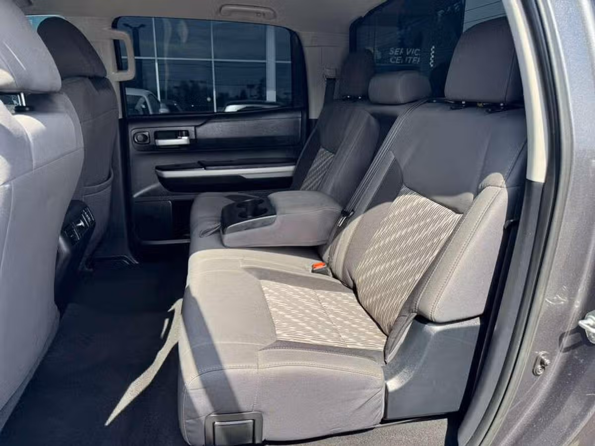 2019 Toyota Tundra SR5 CrewMax Image 10