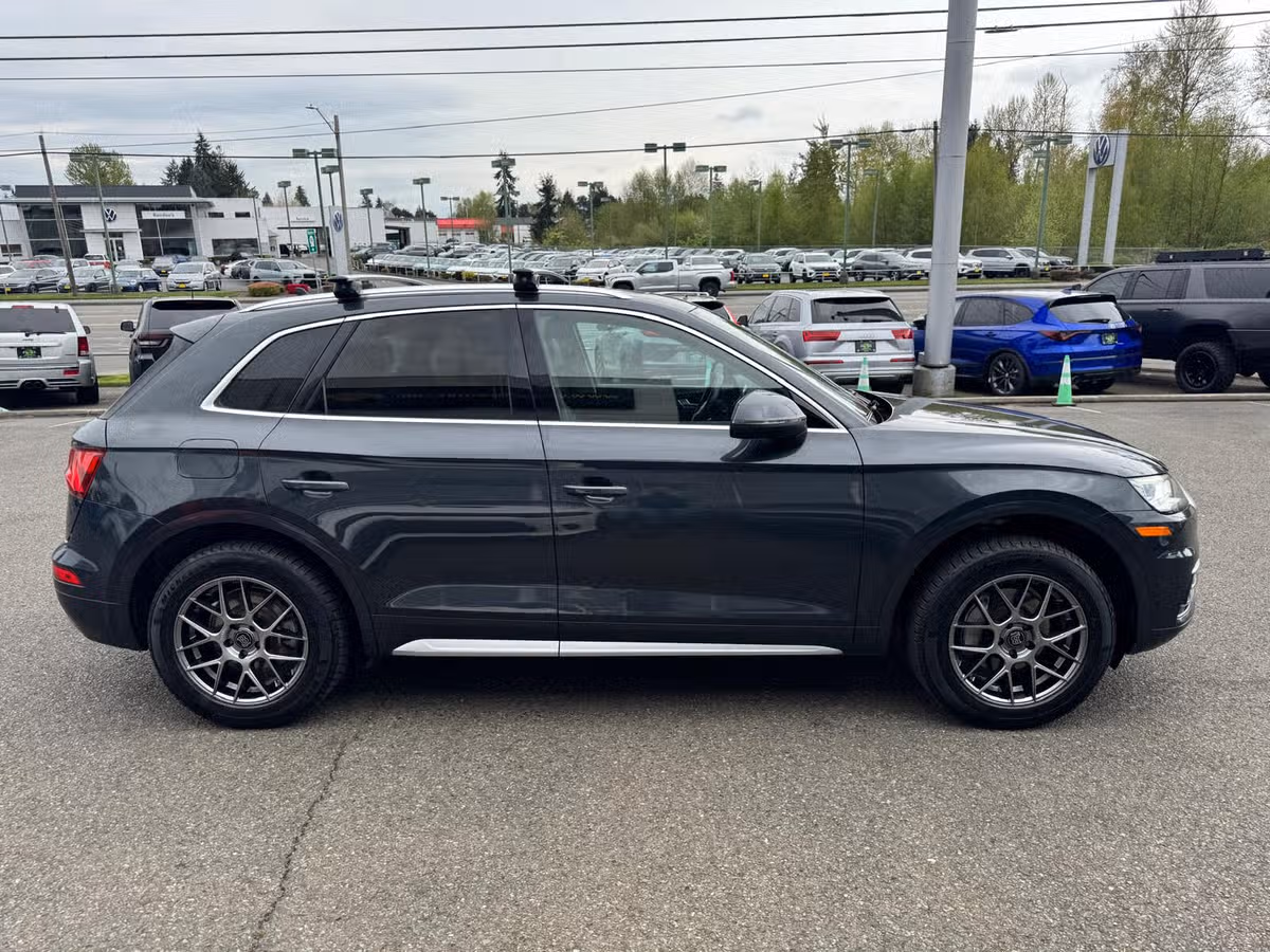 2018 Audi Q5 PREMIUM PLUS W/TECHNOLOGY VALUE PKG SPORT UTILITY Image 4