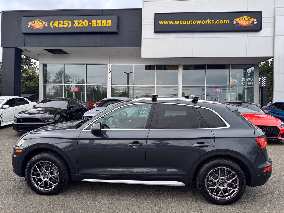 2018 Audi Q5 PREMIUM PLUS W/TECHNOLOGY VALUE PKG SPORT UTILITY Image 2