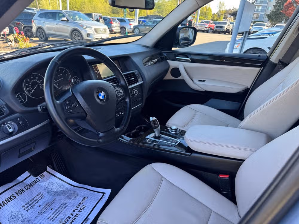 2013 BMW X3 xDrive28i Image 9