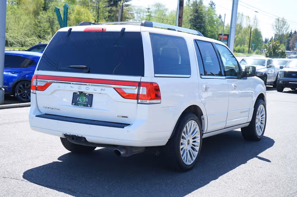2016 Lincoln Navigator Select Image 5