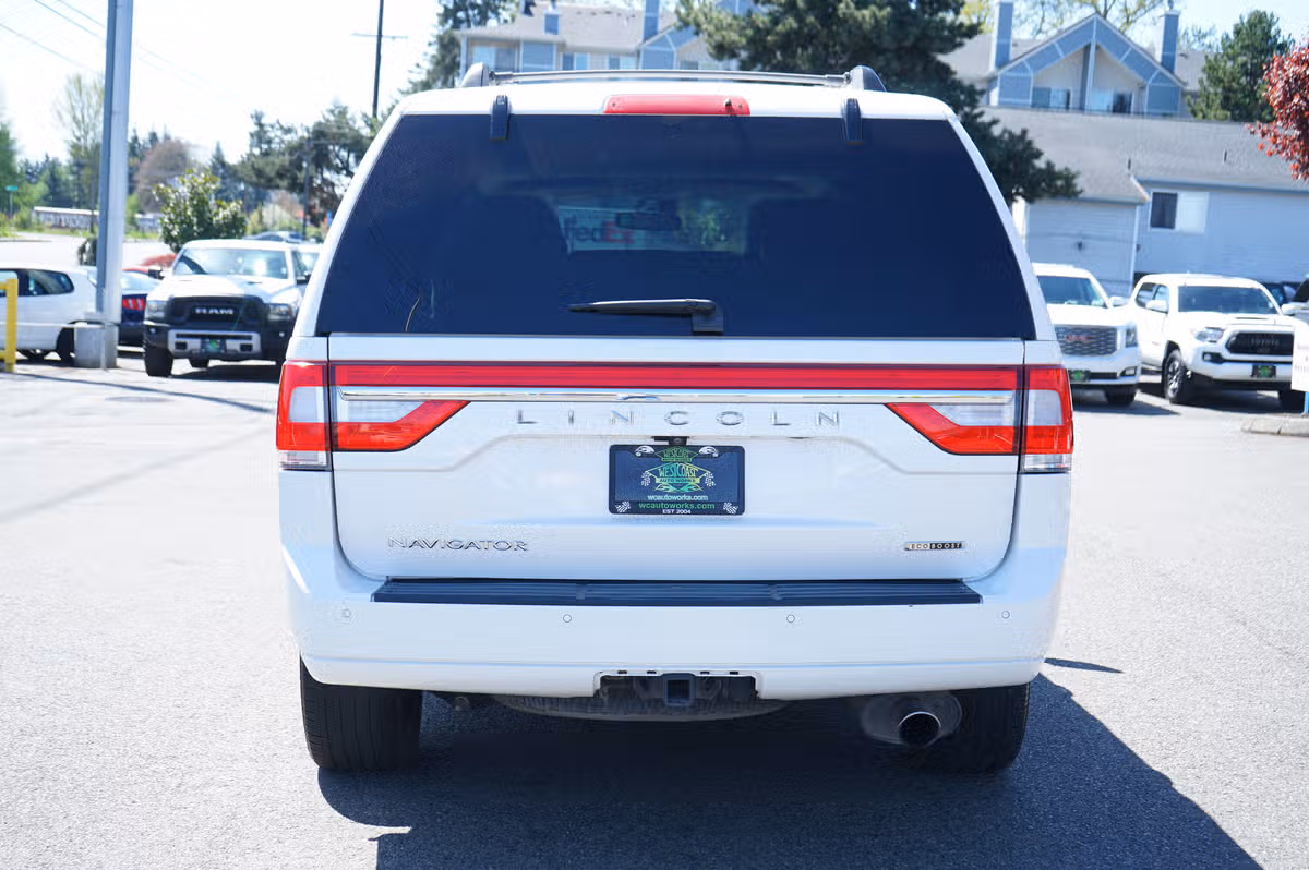 2016 Lincoln Navigator Select Image 4