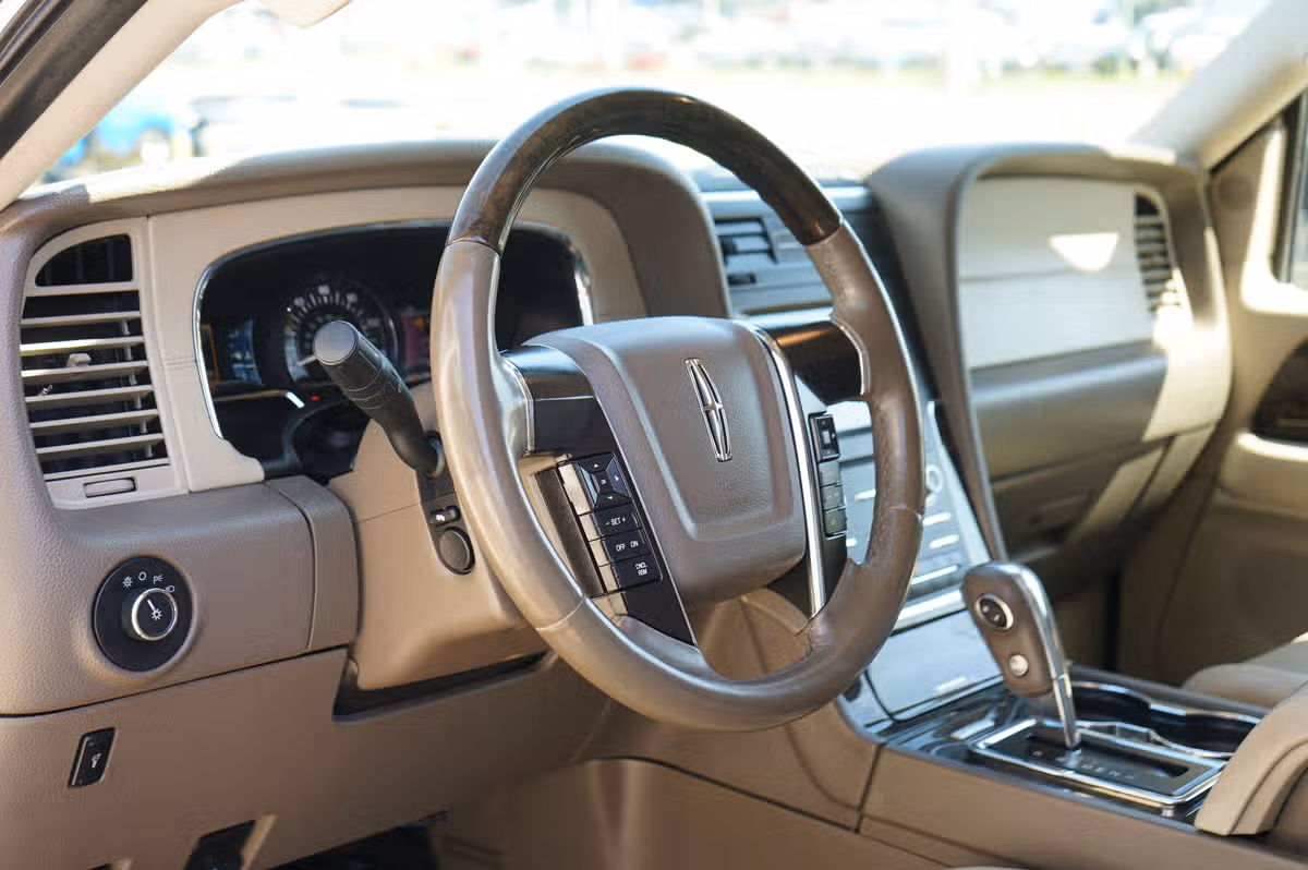 2016 Lincoln Navigator Select Image 14