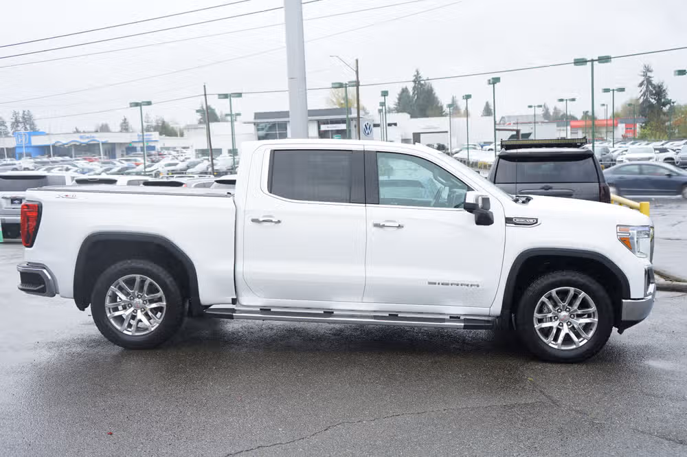 2021 GMC Sierra 1500 SLT Crew Cab Image 6