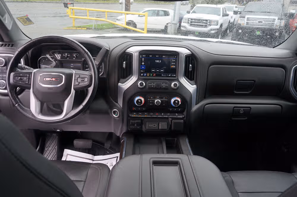 2021 GMC Sierra 1500 SLT Crew Cab Image 20