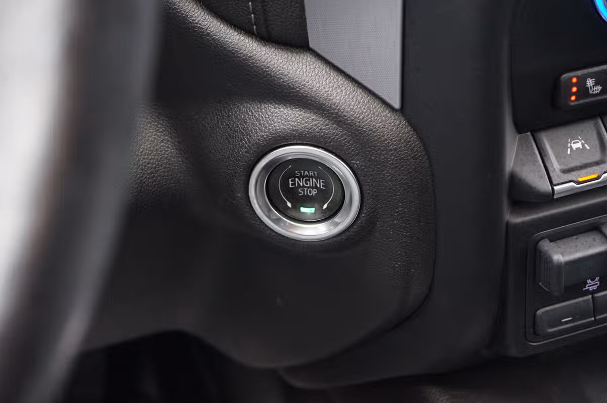 2021 GMC Sierra 1500 SLT Crew Cab Image 23