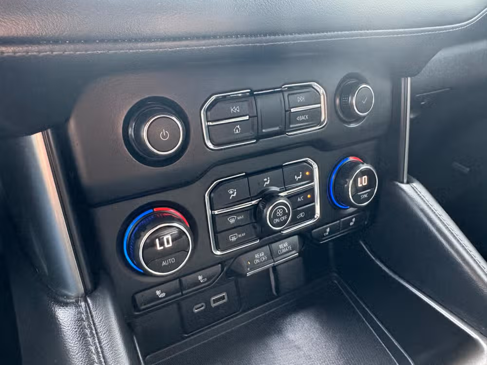 2021 Chevrolet Tahoe LT Image 18