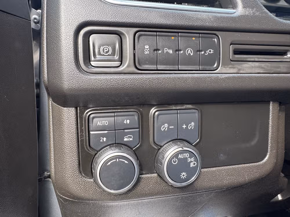 2021 Chevrolet Tahoe LT Image 23