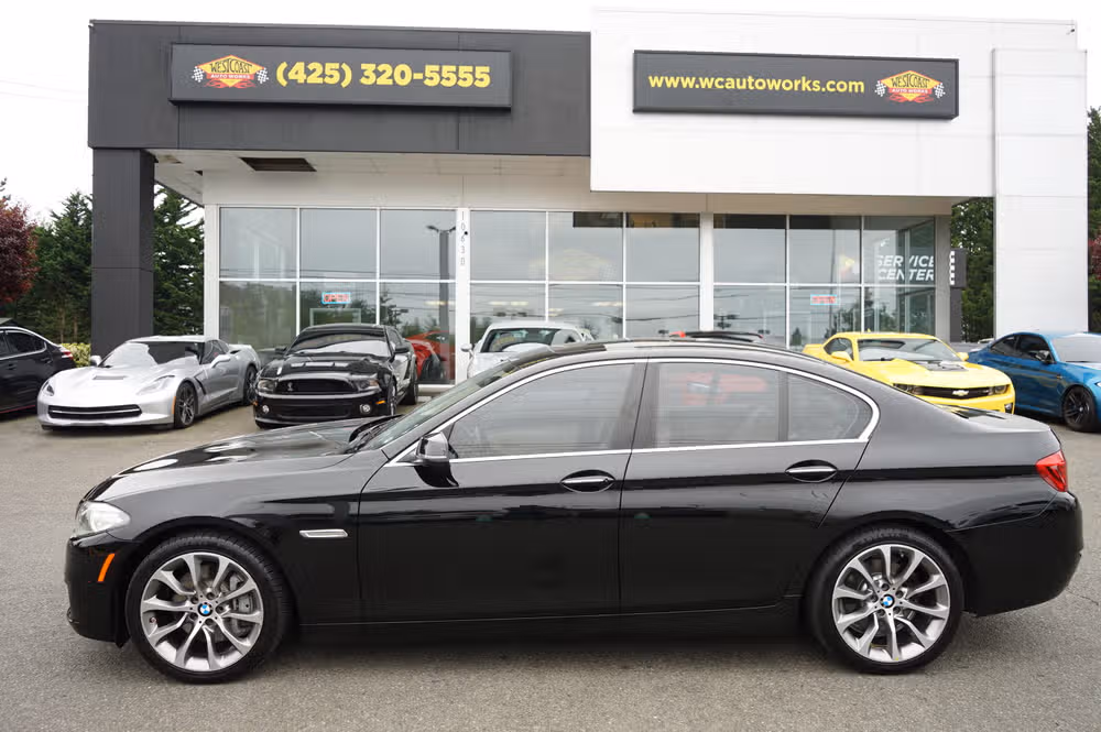 2016 BMW 5 Series 535i Image 2
