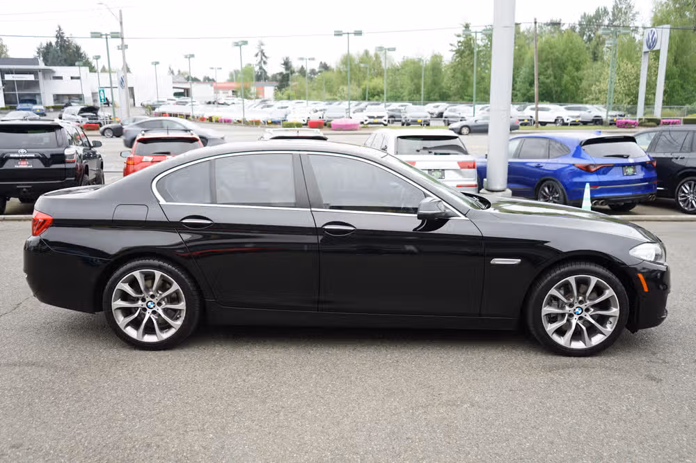 2016 BMW 5 Series 535i Image 6