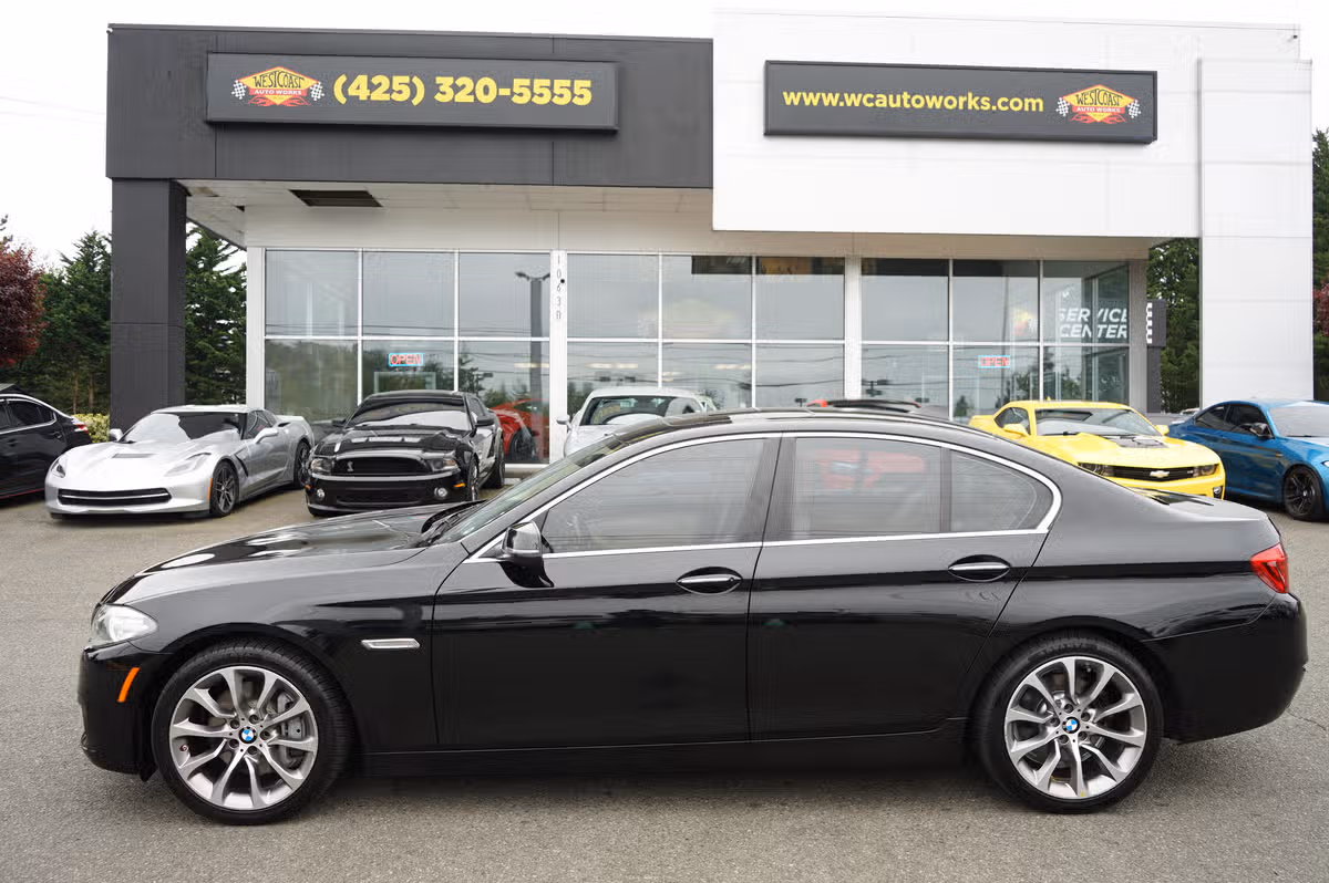 2016 BMW 5 Series 535i Image 2