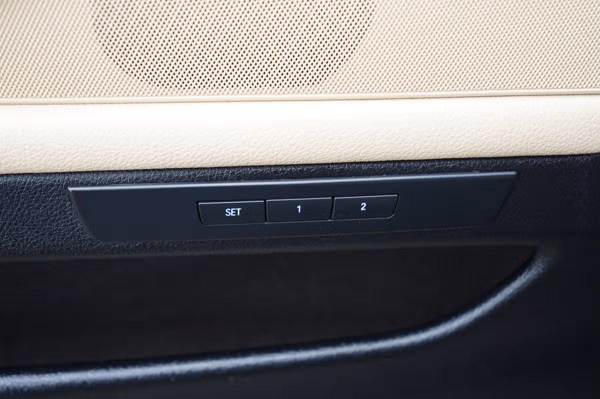 2016 BMW 5 Series 535i Image 12