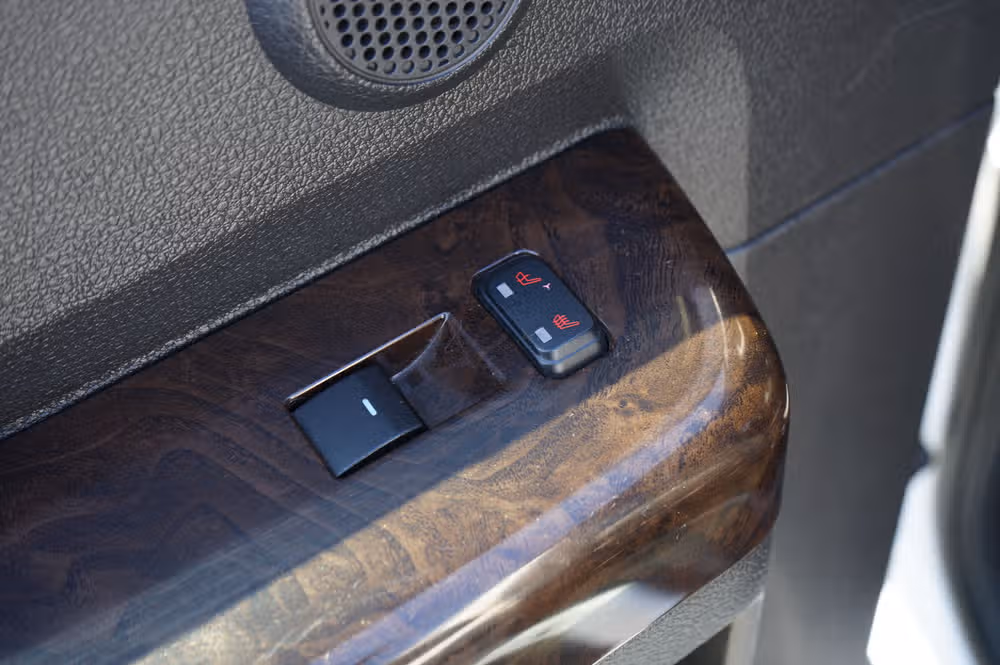 2013 Ford F-250 Super Duty Platinum Crew Cab Image 21