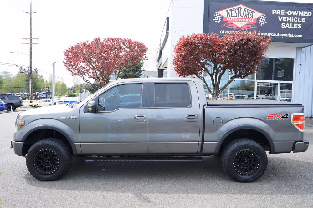 2013 Ford F-150 FX4 SuperCrew Image 2