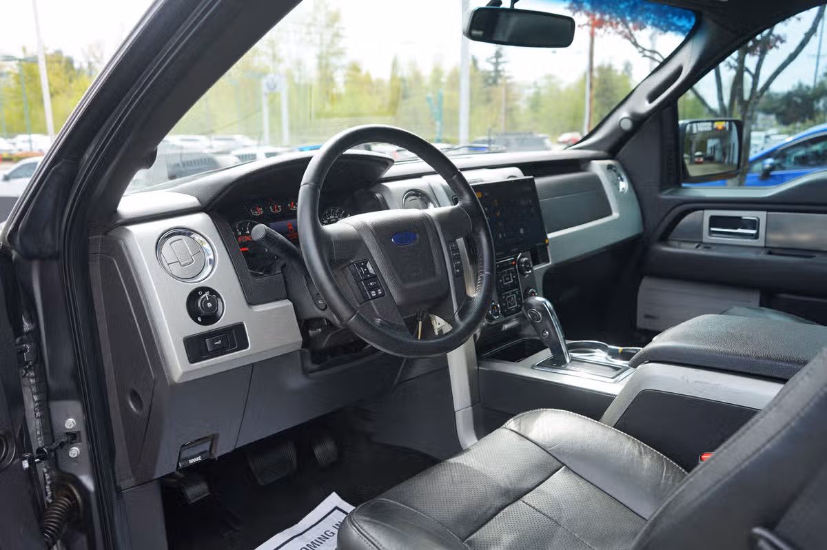2013 Ford F-150 FX4 SuperCrew Image 12