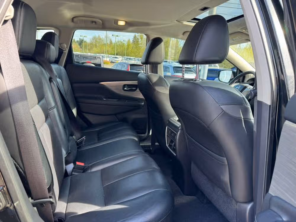 2015 Nissan Murano Platinum Image 13