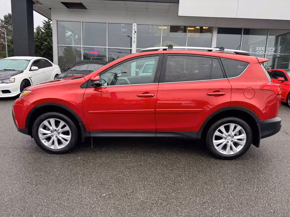 2013 Toyota RAV4 Limited Image 14