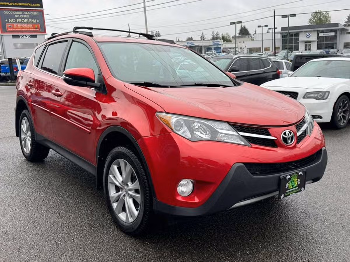 2013 Toyota RAV4 Limited Image 9
