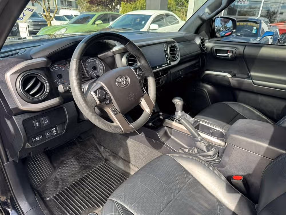 2021 Toyota Tacoma Limited Double Cab Image 24