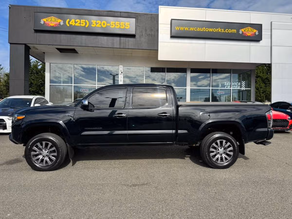 2021 Toyota Tacoma Limited Double Cab Image 2