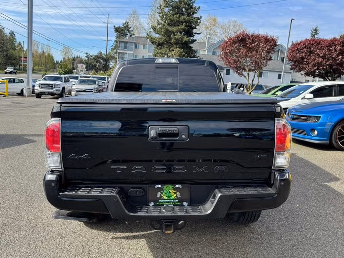 2021 Toyota Tacoma Limited Double Cab Image 6