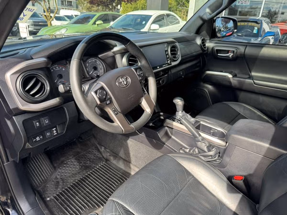2021 Toyota Tacoma Limited Double Cab Image 24