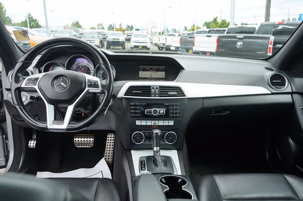 2013 Mercedes-Benz C-Class C 250 Luxury Image 13