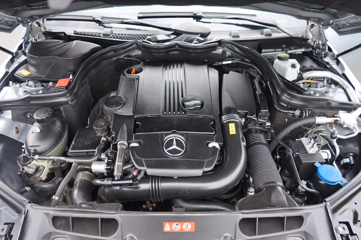2013 Mercedes-Benz C-Class C 250 Luxury Image 9