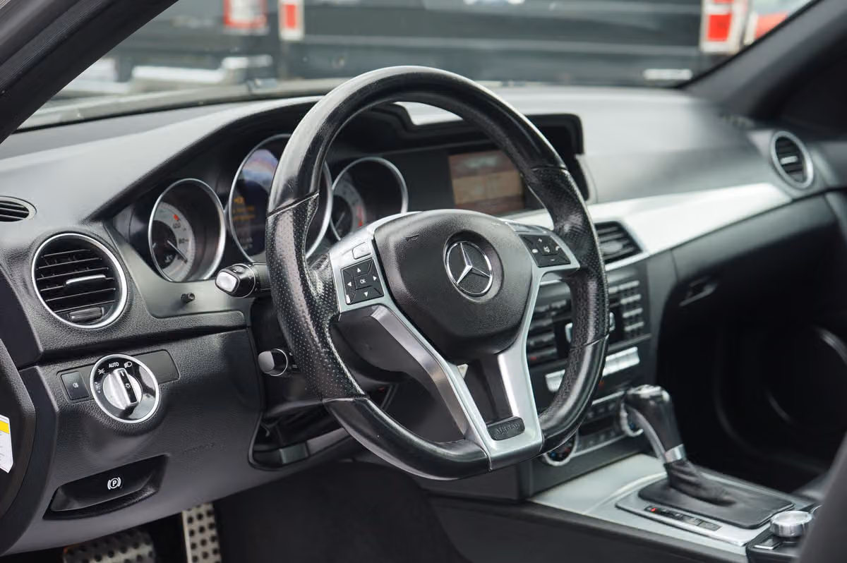 2013 Mercedes-Benz C-Class C 250 Luxury Image 10