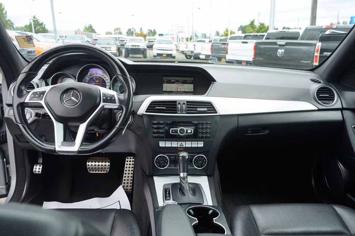 2013 Mercedes-Benz C-Class C 250 Luxury Image 13
