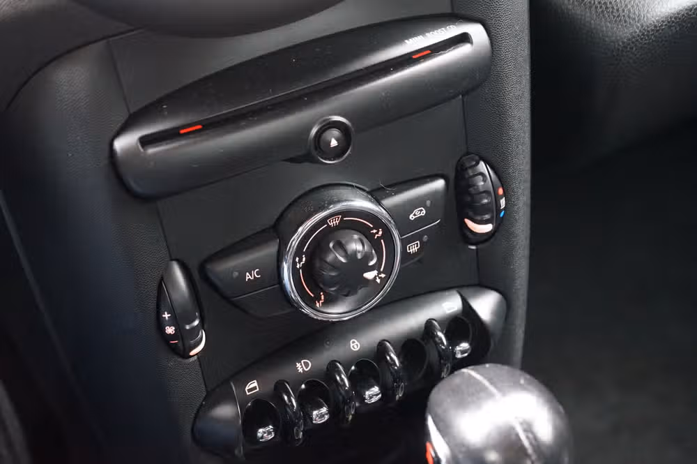 2014 MINI Coupe Cooper S Image 17