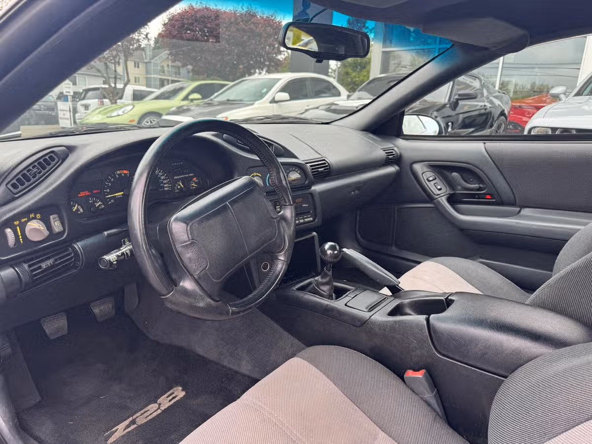 1993 Chevrolet Camaro Z28 Image 4