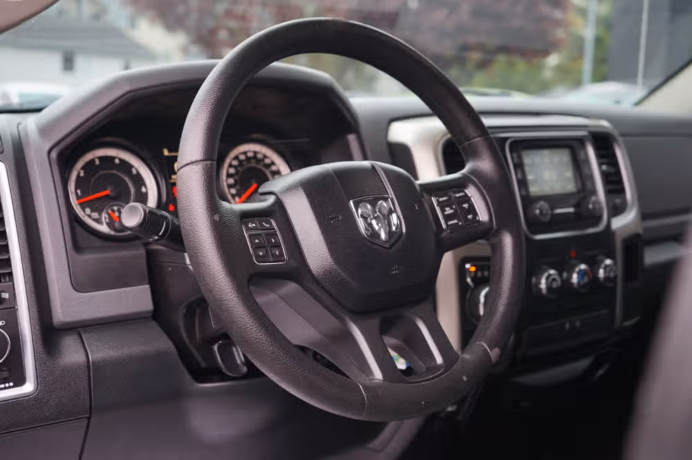 2016 Ram 1500 SLT Quad Cab Image 14