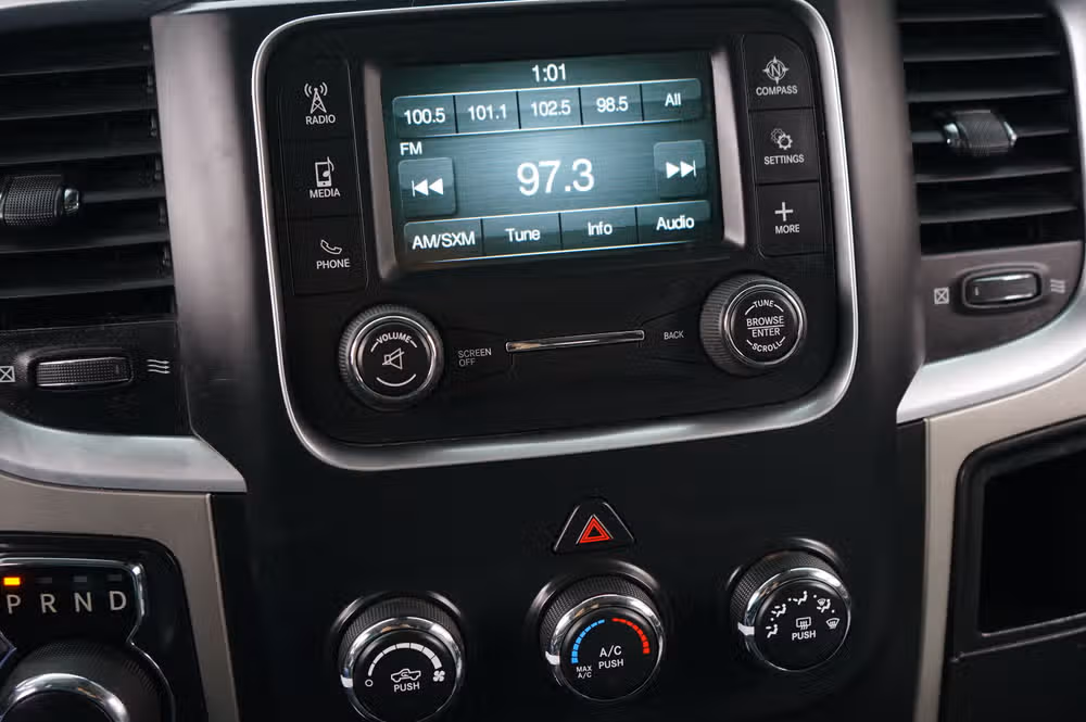 2016 Ram 1500 SLT Quad Cab Image 18