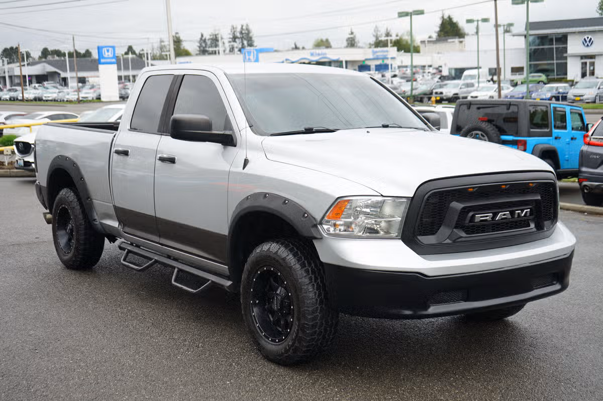 2016 Ram 1500 SLT Quad Cab Image 7