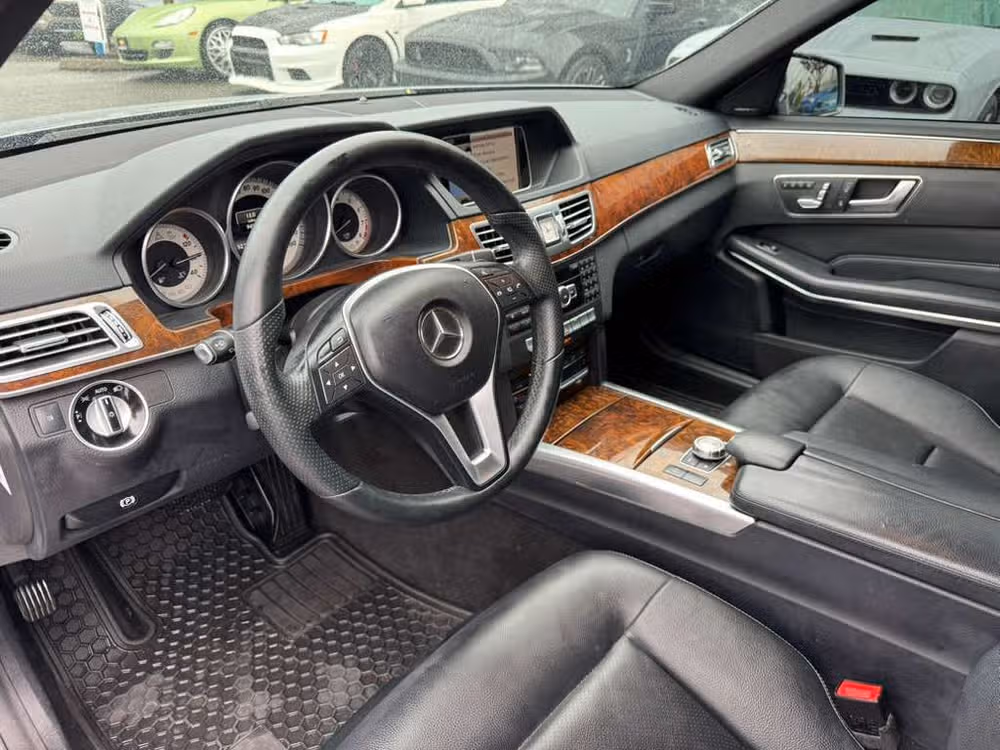 2014 Mercedes-Benz E-Class E 350 4MATIC Image 17