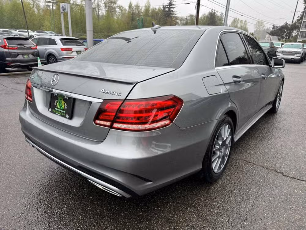 2014 Mercedes-Benz E-Class E 350 4MATIC Image 9