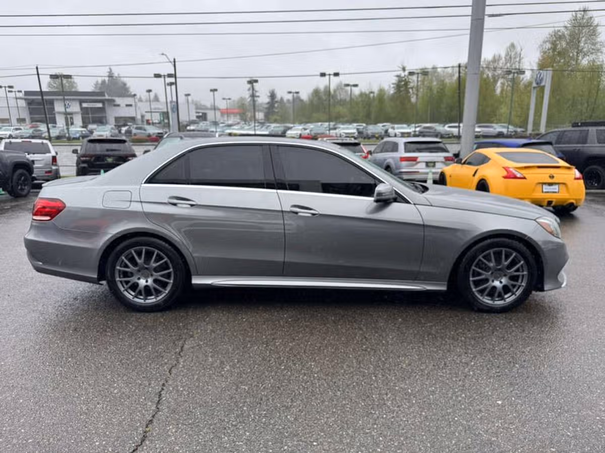 2014 Mercedes-Benz E-Class E 350 4MATIC Image 4
