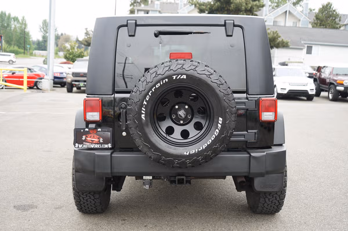 2008 Jeep Wrangler Unlimited Rubicon Image 4