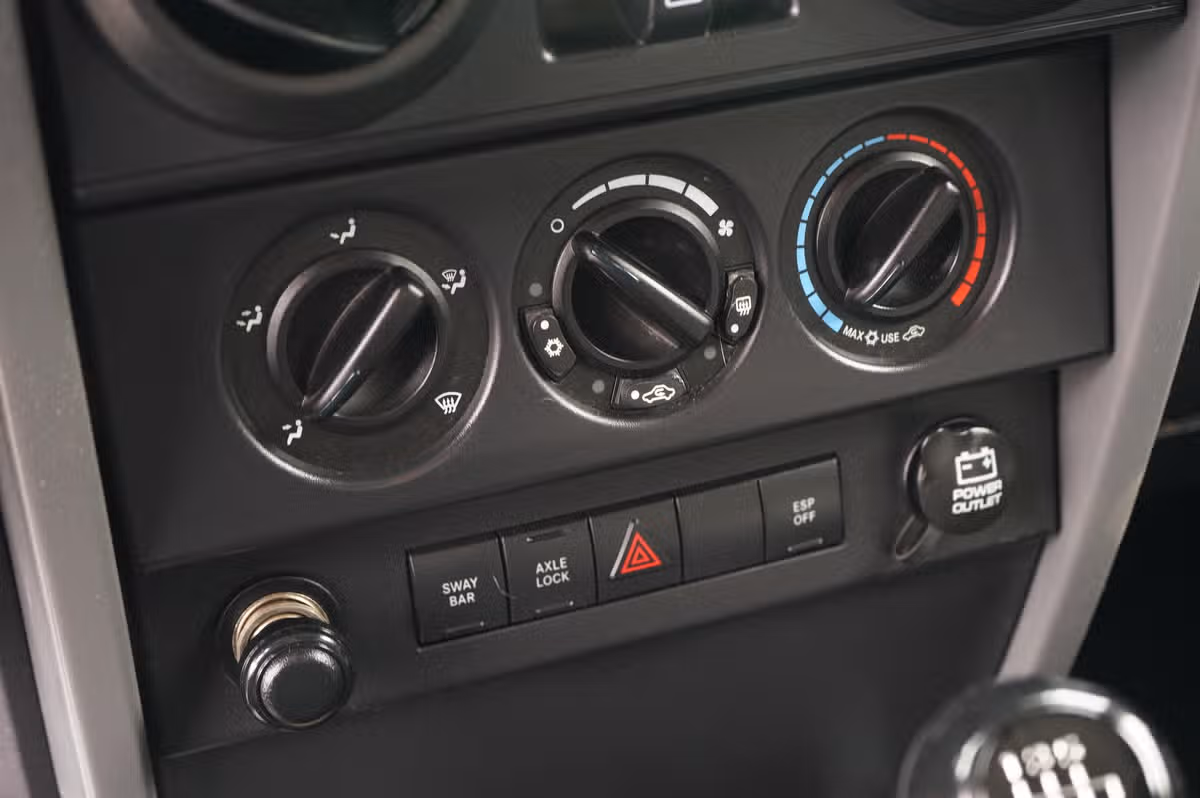 2008 Jeep Wrangler Unlimited Rubicon Image 16