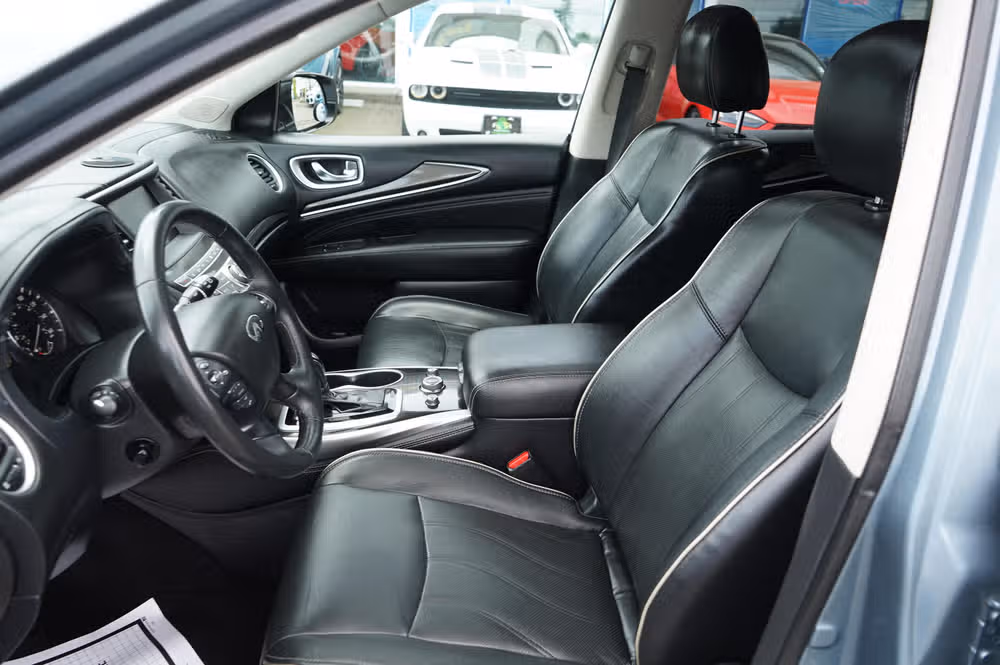 2018 INFINITI QX60 Base Image 14