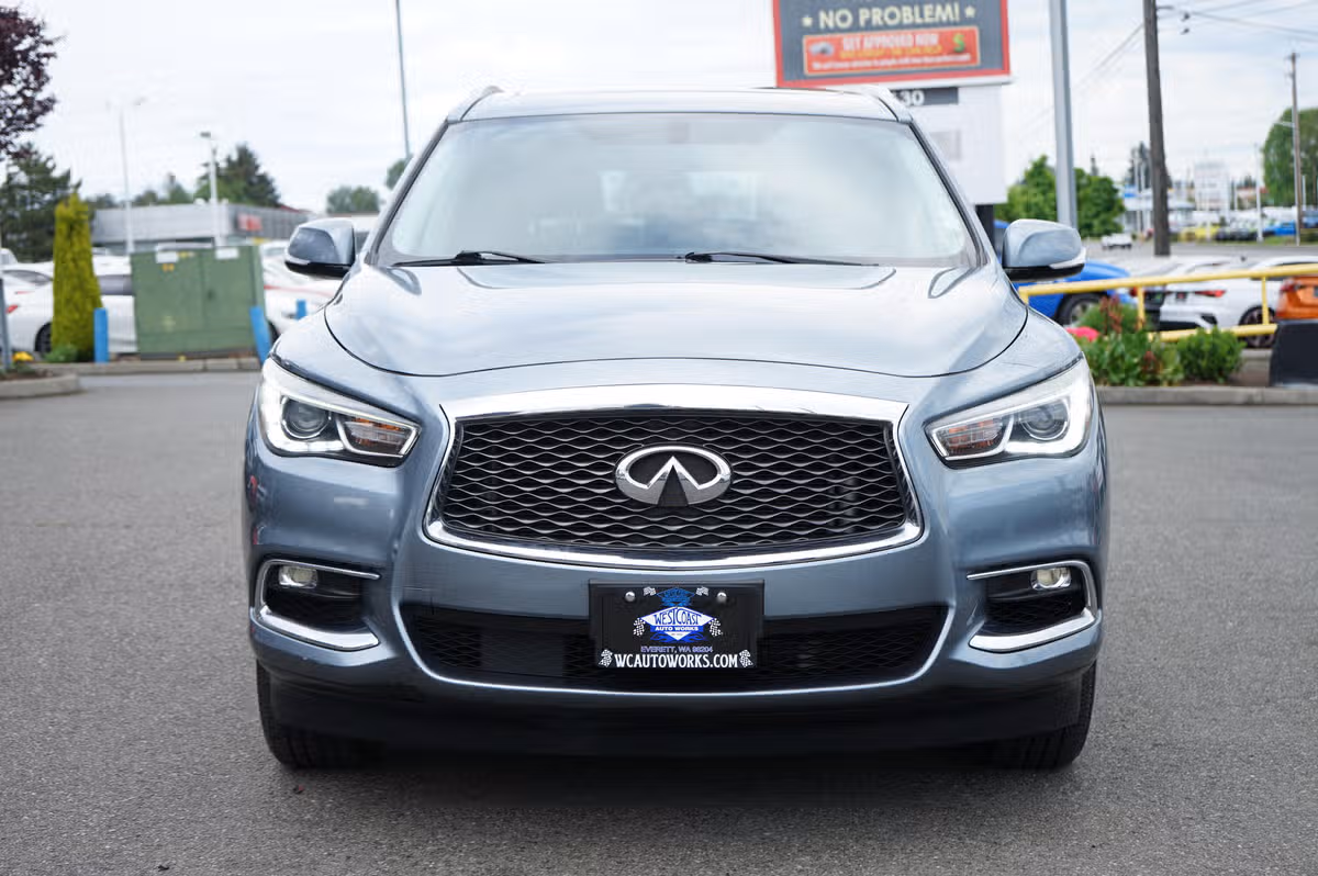 2018 INFINITI QX60 Base Image 8
