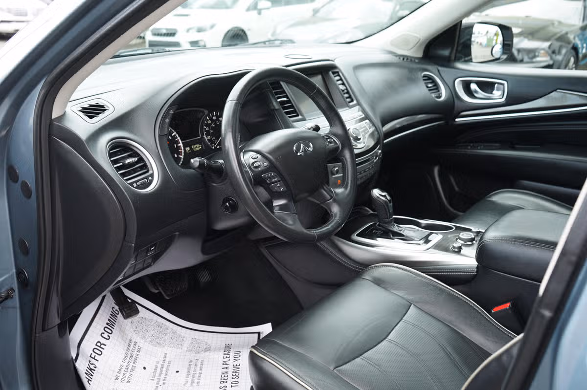 2018 INFINITI QX60 Base Image 13