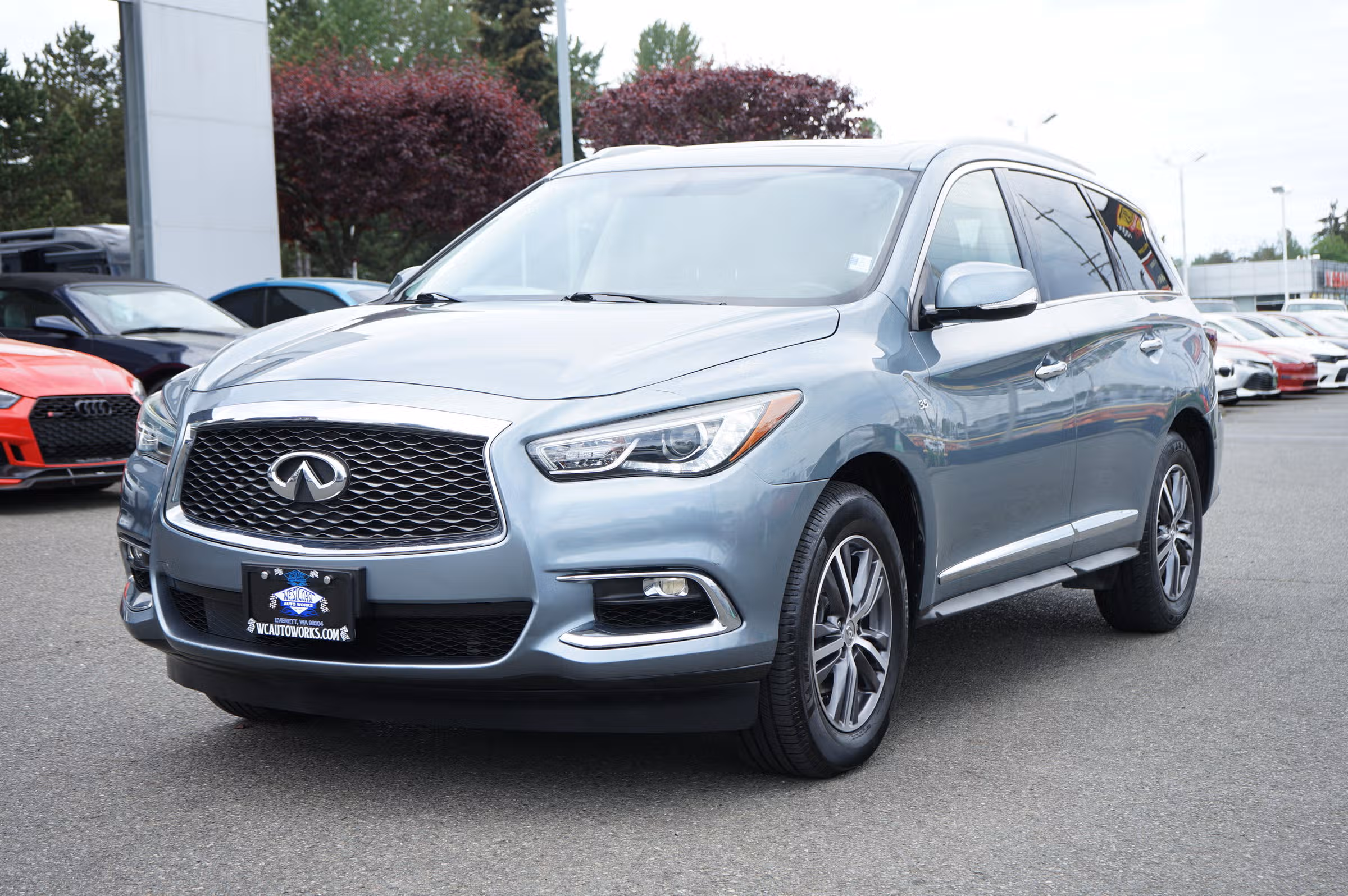 2018 INFINITI QX60 Base Image 1