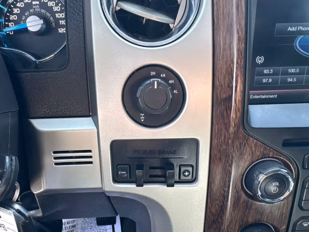 2014 Ford F-150 Lariat Image 21