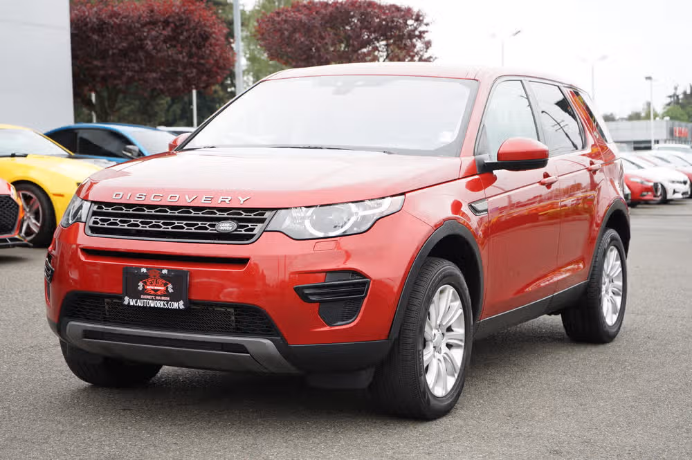 2017 Land Rover Discovery Sport SE Image 1